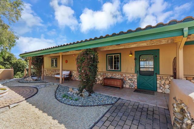 18 Asoleado Drive, Carmel Valley CA: https://media.crmls.org/mediaz/f0f7b33f-be1a-467d-bc0f-6cad7f03e19b.jpg