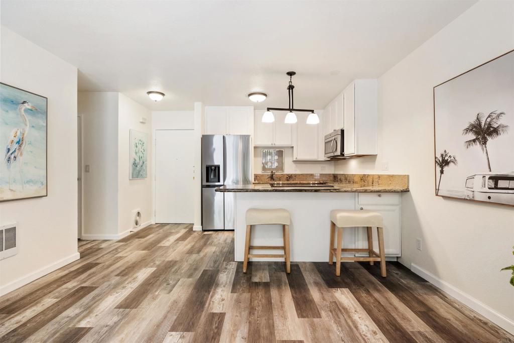 1645 Emerald - photo 11