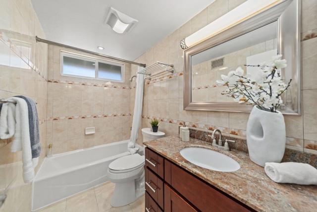 7188 Anjou Creek Circle, San Jose CA: https://media.crmls.org/mediaz/f0f9394d-25c2-4a21-97a8-476a925d38ba.jpg