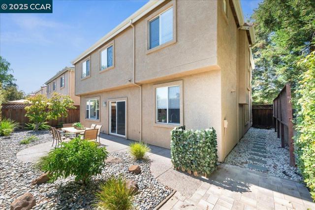230 Triana Way, San Ramon CA: https://media.crmls.org/mediaz/f0f9a642-abb6-4a2f-a6e3-7feaedc02c24.jpg