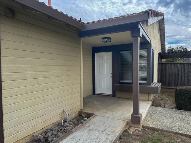2886 Damico Drive, San Jose CA: https://media.crmls.org/mediaz/f0f9a6af-a5c6-4743-91e1-ac8603c841b6.jpg