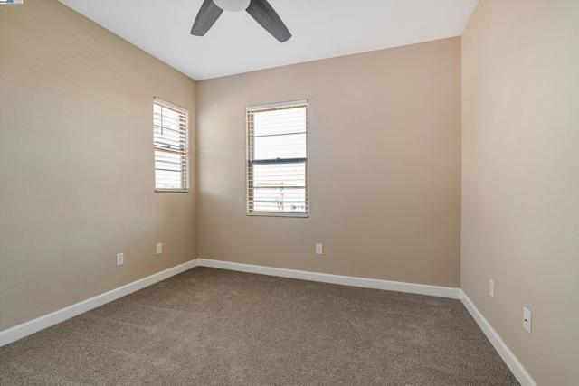 3602 Levanto Way, Manteca CA: https://media.crmls.org/mediaz/f0f9e6e5-aeda-494c-9913-bd21ac005797.jpg
