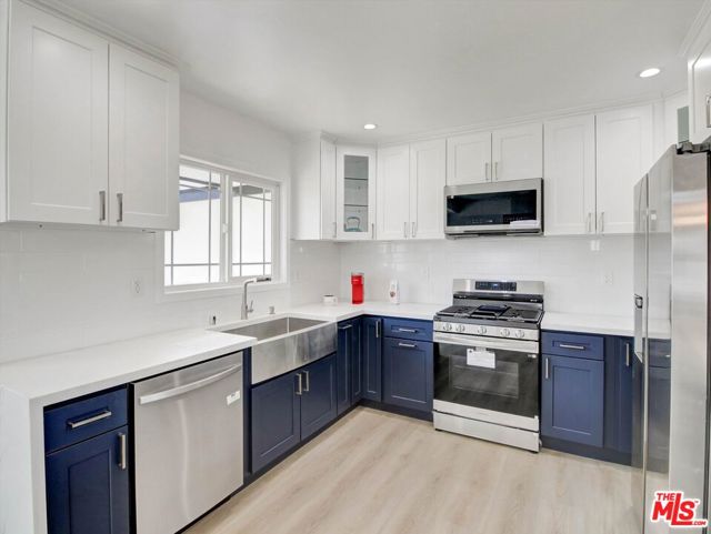 10315 Condon Avenue photo 5