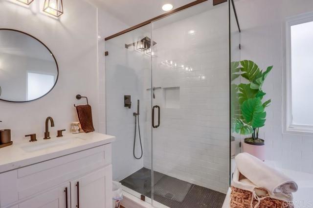 Image 36 of 72 For 358 Corte Goleta