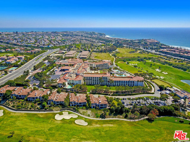 28 Saint Kitts, Dana Point CA: https://media.crmls.org/mediaz/f0fe63d3-e951-4612-9960-72b51ff2c6d7.jpg