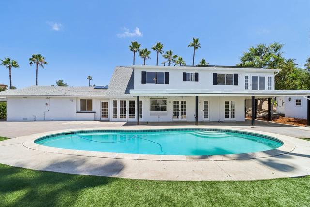 1797 99 Rabbit Hill, Fallbrook CA: https://media.crmls.org/mediaz/f0ff00d2-bb0d-458c-a5fe-26d75a0d4ceb.jpg