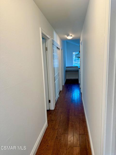829 Sorrelwood Court, Westlake Village CA: https://media.crmls.org/mediaz/f0ffa157-4250-4eda-afbd-39d5ea893a32.jpg