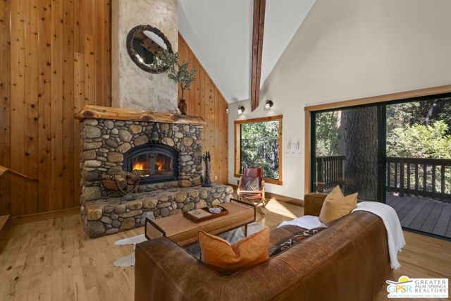 55041 Pine Crest Avenue, Idyllwild CA: https://media.crmls.org/mediaz/f0ffc970-b81c-494b-ab0a-2fc8d506afa7.jpg