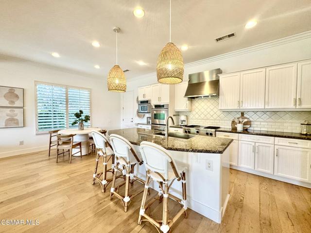 4984 Corral Street, Simi Valley CA: https://media.crmls.org/mediaz/f1012cbd-8fdd-4f80-9508-e6d02f868a50.jpg