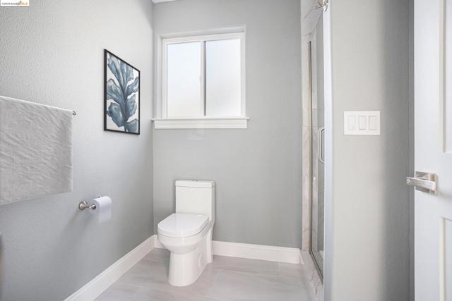 Image 16 of 36 For 2804 Acton St