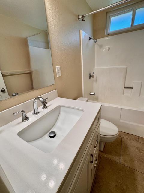 75245 Vista Corona, Palm Desert CA: https://media.crmls.org/mediaz/f1027775-53d5-4aee-8c43-a2f8e873805a.jpg