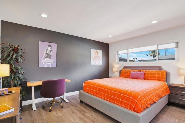 360 W Bon Air Dr, Palm Springs CA: https://media.crmls.org/mediaz/f103a558-04c9-4c82-add2-a2374e48bada.jpg