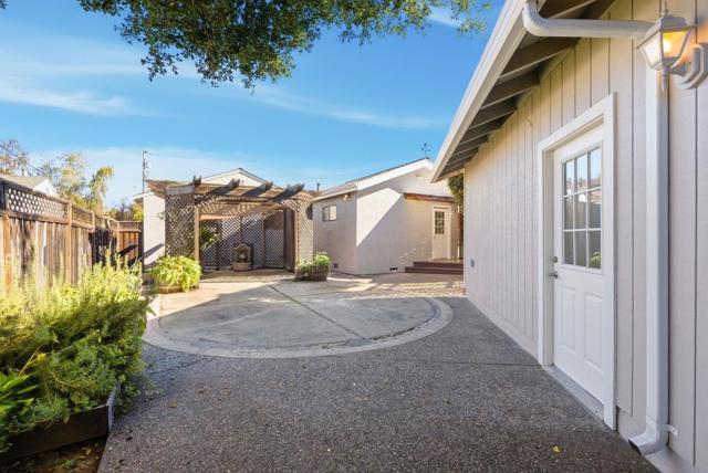 119 Florence Street, Sunnyvale CA: https://media.crmls.org/mediaz/f10480e8-adbf-4648-9f6b-792ce4535235.jpg