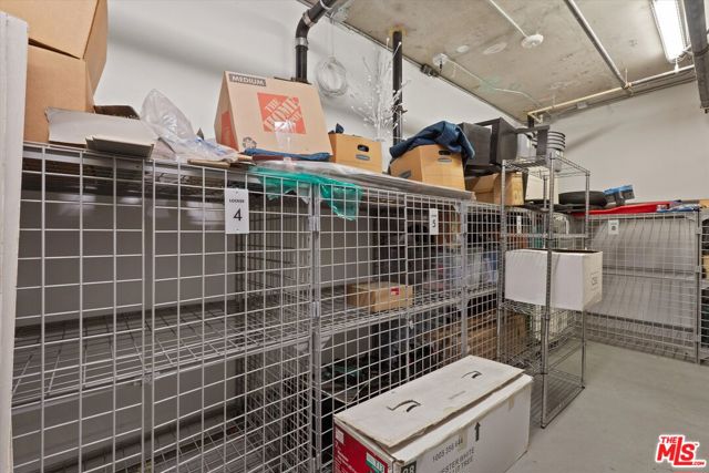 1345 Havenhurst Drive, West Hollywood CA: https://media.crmls.org/mediaz/f106f904-eefd-4976-a92a-e9517fcb97dc.jpg