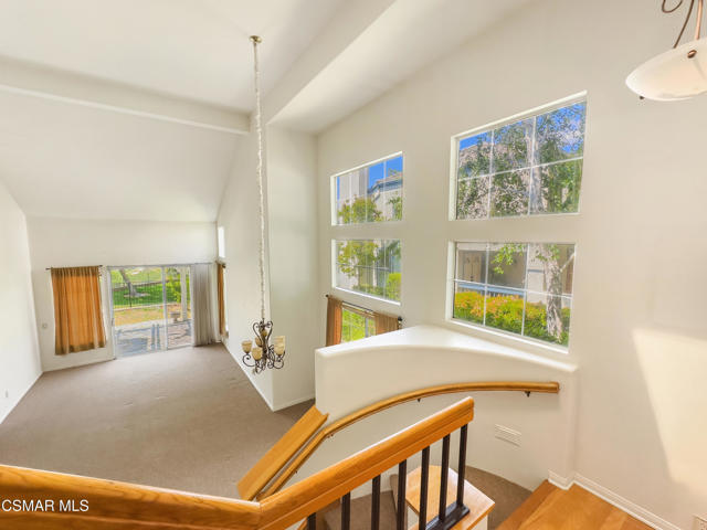 24632 Brighton Drive, Valencia CA: https://media.crmls.org/mediaz/f107162e-62cc-4927-8cd1-f50e4f4104e7.jpg