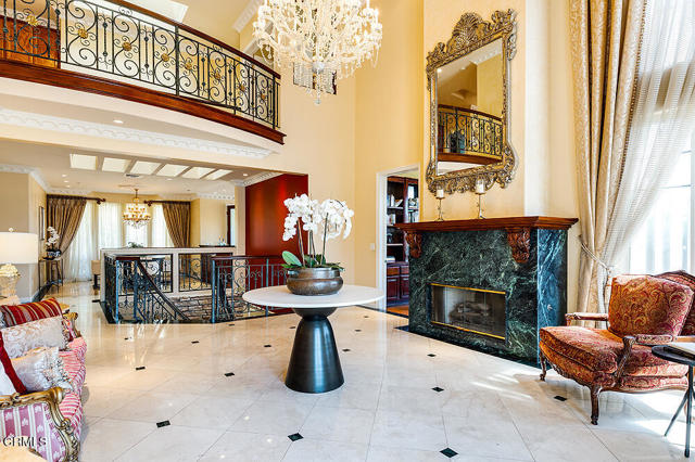 Detail Gallery Image 5 of 50 For 3422 Esperanza Ter, Glendale,  CA 91208 - 5 Beds | 5 Baths