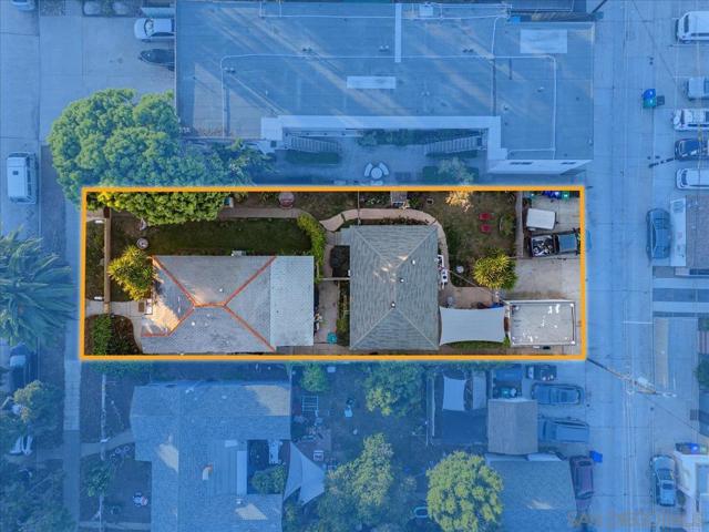 4922 24 Coronado Ave, San Diego CA: https://media.crmls.org/mediaz/f109ec21-db7c-4022-b428-85819daf533b.jpg