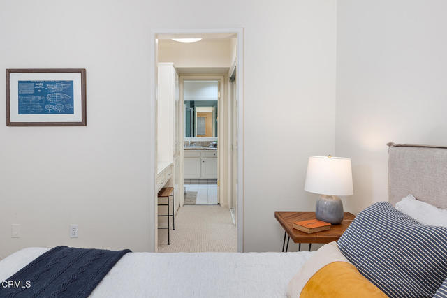 1200 S Orange Grove Boulevard, Pasadena CA: https://media.crmls.org/mediaz/f10a2624-0df0-4610-a2d6-8217bf696476.jpg