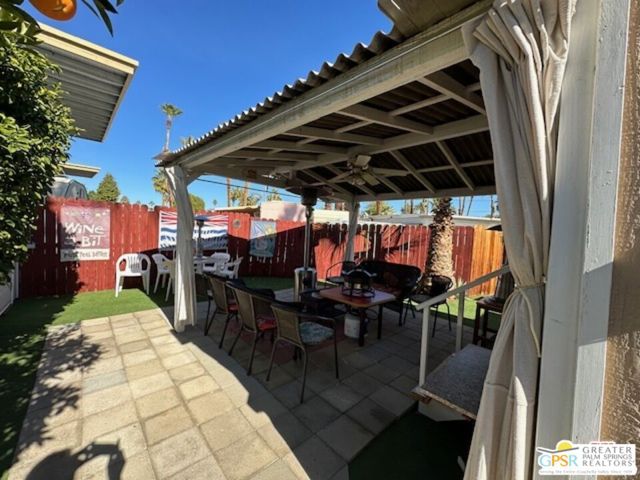 10 Hayes Street, Cathedral City CA: https://media.crmls.org/mediaz/f10a7019-81a6-4190-b57b-e21f527d698f.jpg