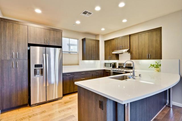 867 Maple Place, East Palo Alto CA: https://media.crmls.org/mediaz/f10abb2c-765c-4db6-88a0-3973461aa45a.jpg