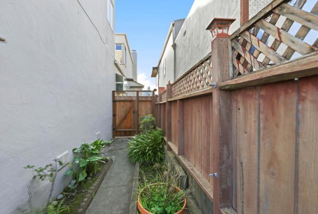 24 Westmont Drive, Daly City CA: https://media.crmls.org/mediaz/f10b2de9-57dc-4e50-b10d-11c5998e0384.jpg