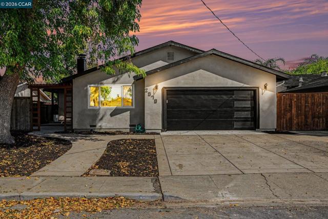 Image 27 of 29 For 2579 Montgomery Ave