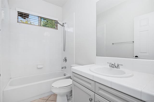 15363 Falcon Crest Ct, San Diego CA: https://media.crmls.org/mediaz/f10cd220-453b-48a7-b55f-678b0bd2cf99.jpg