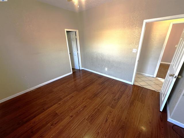1610 85th Avenue, Oakland CA: https://media.crmls.org/mediaz/f10cd9d6-d599-4978-9352-37beb8008484.jpg