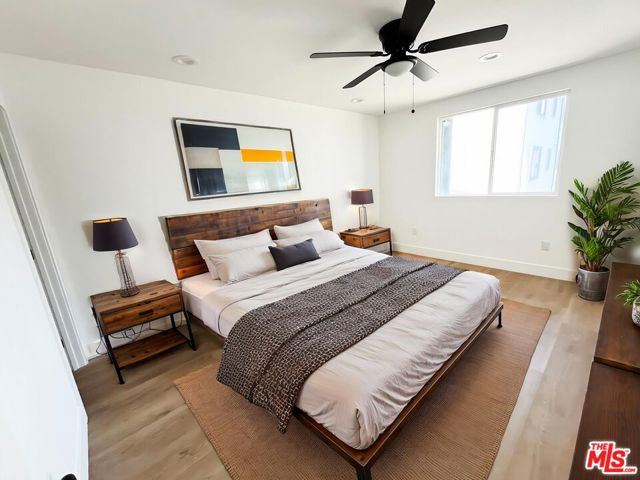 4180 Marlton Avenue, Los Angeles CA: https://media.crmls.org/mediaz/f10cdaff-1e40-48ae-9966-e1f1041a17ba.jpg