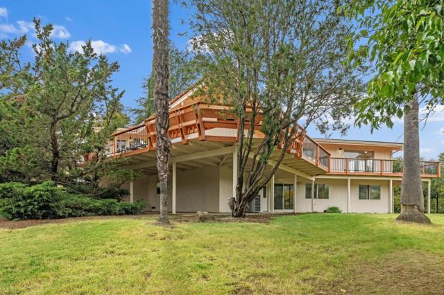 17121 Parkview Drive, Morgan Hill CA: https://media.crmls.org/mediaz/f10d5c0c-972b-4eb2-a09b-2e42aa9e1bf4.jpg