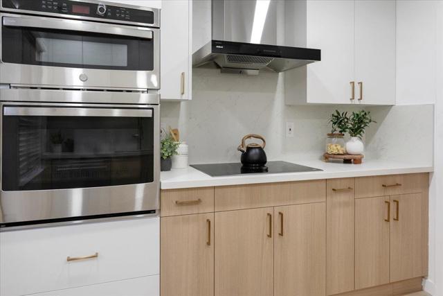 762 University Avenue, Palo Alto CA: https://media.crmls.org/mediaz/f10d907f-9ed4-4029-ac72-d1a8d3aa2dae.jpg