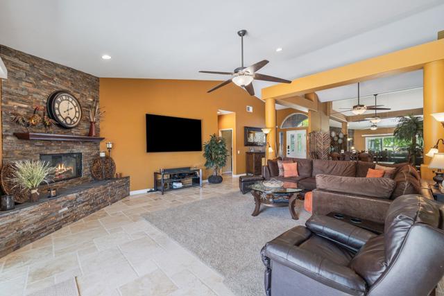 45553 Meadow Lake Drive, Indio CA: https://media.crmls.org/mediaz/f10f1c74-4b1e-41a7-8140-a6c935e96200.jpg