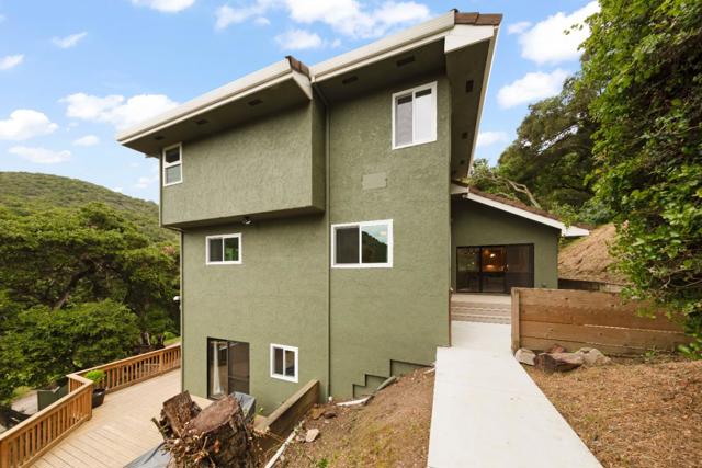 2655 San Juan Canyon Road, San Juan Bautista CA: https://media.crmls.org/mediaz/f10fa3ec-6fac-4506-9dcc-409b1e253c5f.jpg