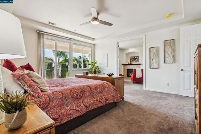1840 Tanglewood Ln, Brentwood CA: https://media.crmls.org/mediaz/f1103bd2-8106-46aa-9347-132665cb0887.jpg