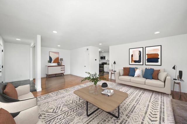 2950 Union Avenue, Hayward CA: https://media.crmls.org/mediaz/f1109669-db2d-47fd-9ef4-88035cff7e9b.jpg