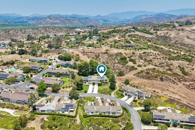 61 Via Larga Vista, Bonsall CA: https://media.crmls.org/mediaz/f111b88d-0ac7-453f-9cb0-c4b8397870ef.jpg