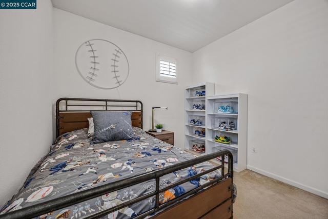 6939 Mariposa Cir, Dublin CA: https://media.crmls.org/mediaz/f114874e-0d67-4d73-88d6-a5985a7b620c.jpg