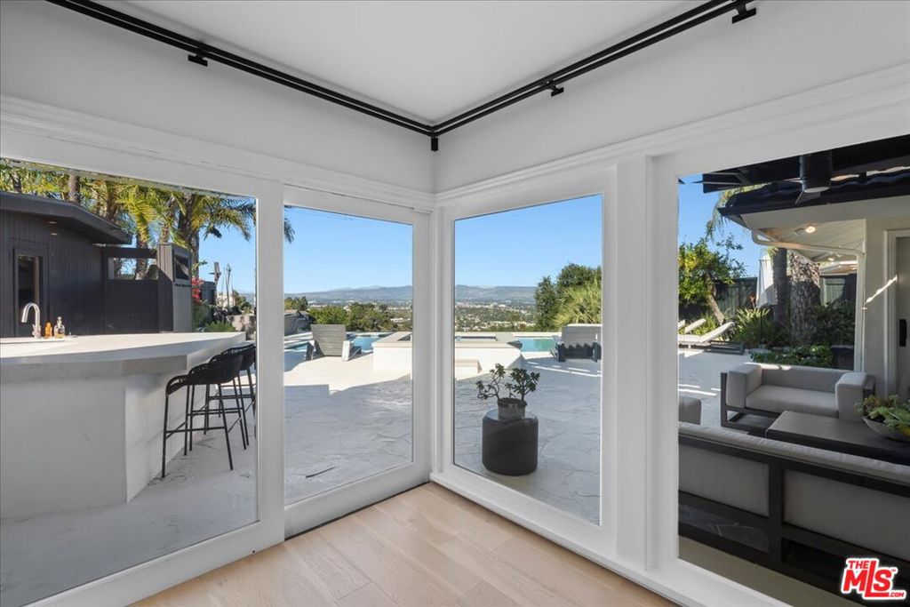 3819 Sherview DriveSherman Oaks img 28