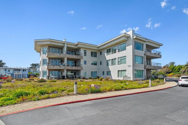 890 West Cliff Drive, Santa Cruz CA: https://media.crmls.org/mediaz/f115b821-57be-41c0-a8d4-842a4b64727b.jpg