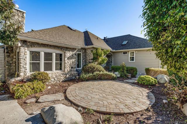 Image 4 of 67 For 2608 La Costa Ave