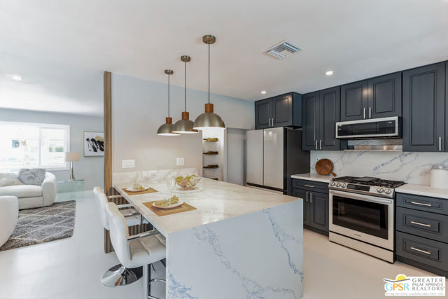505 E Molino Road, Palm Springs CA: https://media.crmls.org/mediaz/f116c7e4-b42c-4d39-8db3-7fd13f02a3cb.jpg