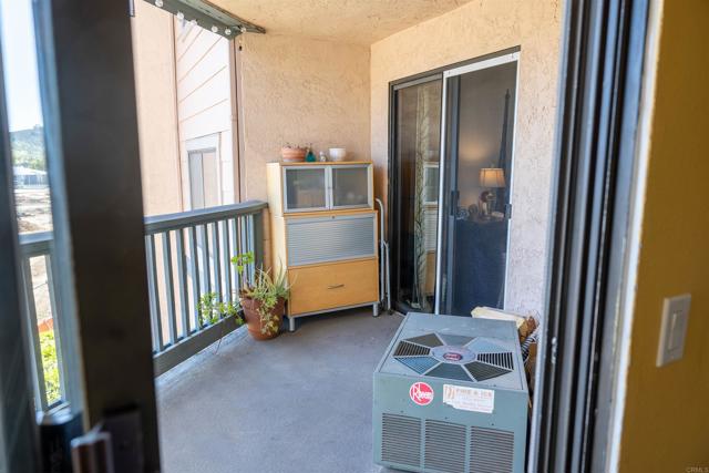 Detail Gallery Image 10 of 26 For 2910 Elm Tree Ct, Spring Valley,  CA 91978 - 2 Beds | 2 Baths