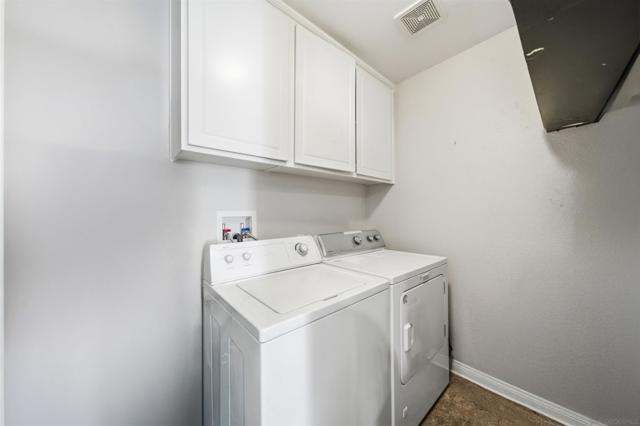 40661 Cartier St, Murrieta CA: https://media.crmls.org/mediaz/f1176dda-a14c-4ec1-bd3d-585beb4e8975.jpg