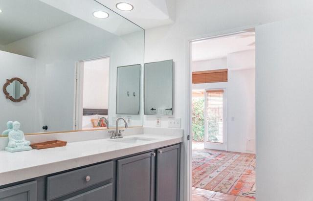 54860 Avenida Rubio, La Quinta CA: https://media.crmls.org/mediaz/f11892af-4930-4db8-be3b-86b72a578299.jpg