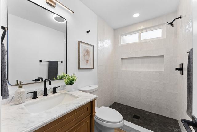 14471 Yukon St, San Diego CA: https://media.crmls.org/mediaz/f118b1c5-5ffe-4c28-a45a-385d9eeb8db8.jpg