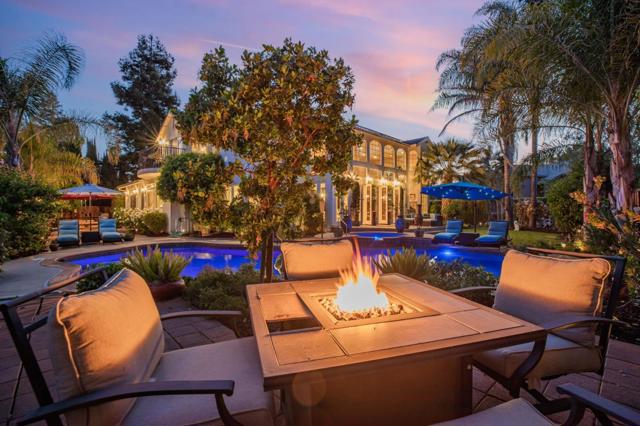 290 Bonnie Lane, Hollister CA: https://media.crmls.org/mediaz/f11a315c-97da-45b3-abce-40c8c7100033.jpg
