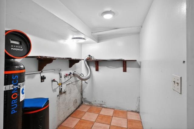 11033 Sequoia Avenue, Felton CA: https://media.crmls.org/mediaz/f11ac8f6-a83c-47d2-94cf-ae08aa4c0356.jpg