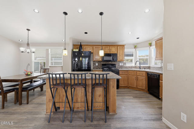 Detail Gallery Image 12 of 37 For 1657 Lime Ave #87,  Oxnard,  CA 93033 - 3 Beds | 2 Baths