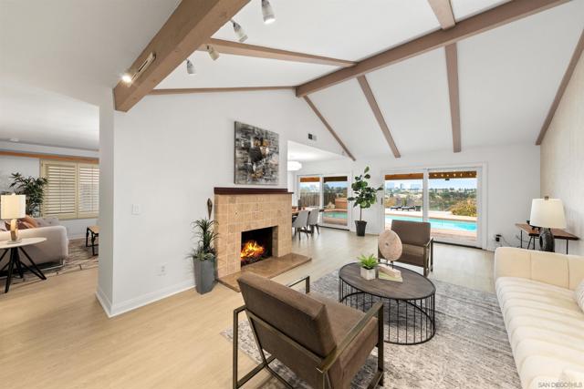 6667 Edmonton Ave, San Diego CA: https://media.crmls.org/mediaz/f11bf132-0327-4f95-9176-8404b3fb12a6.jpg