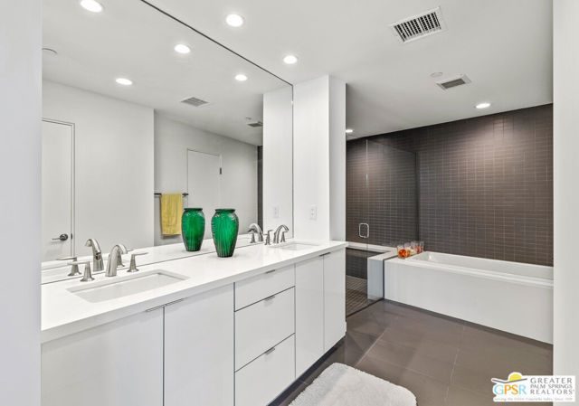 23297509 Listing Image 33